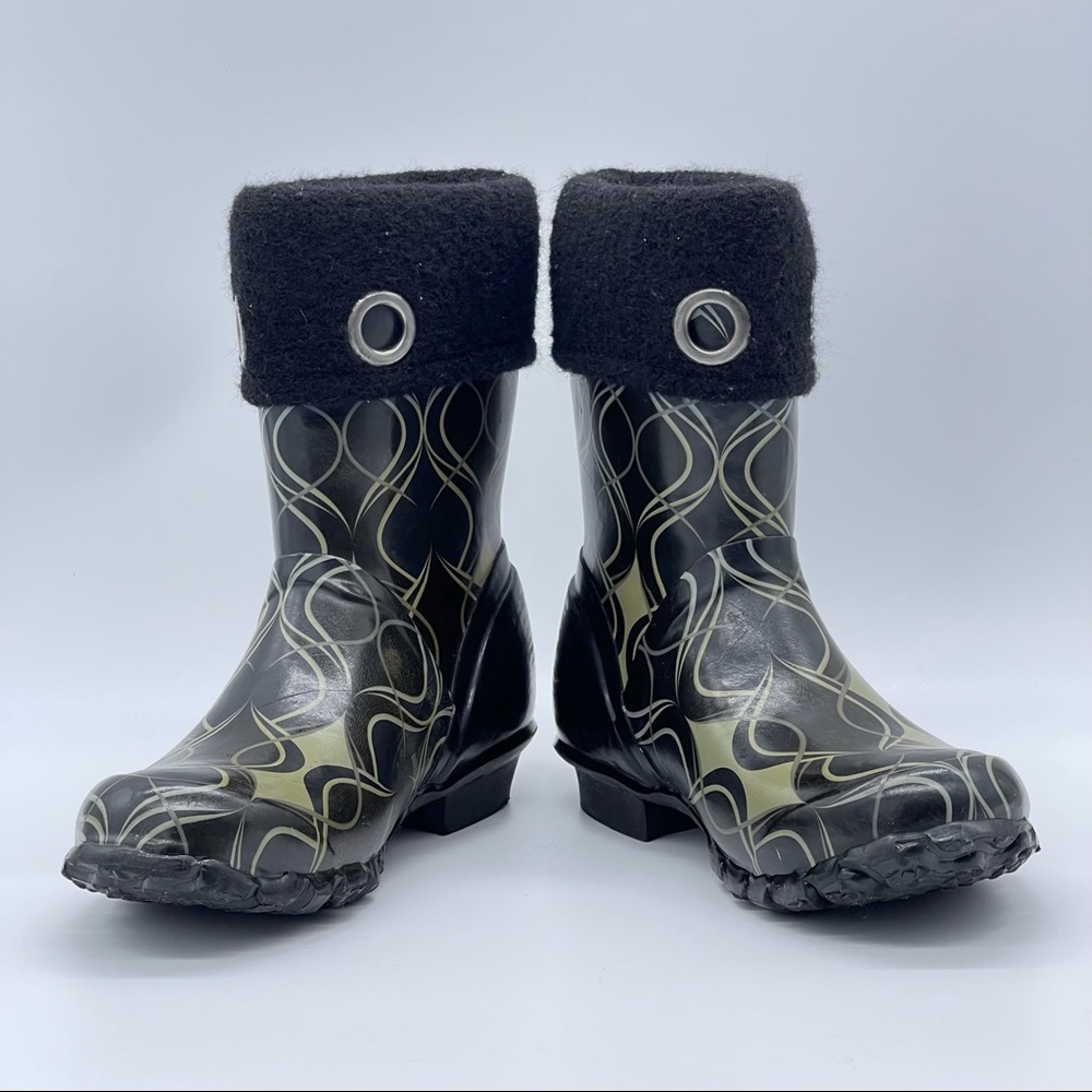 Bogs Becca Swirl Print Boot. - image 8